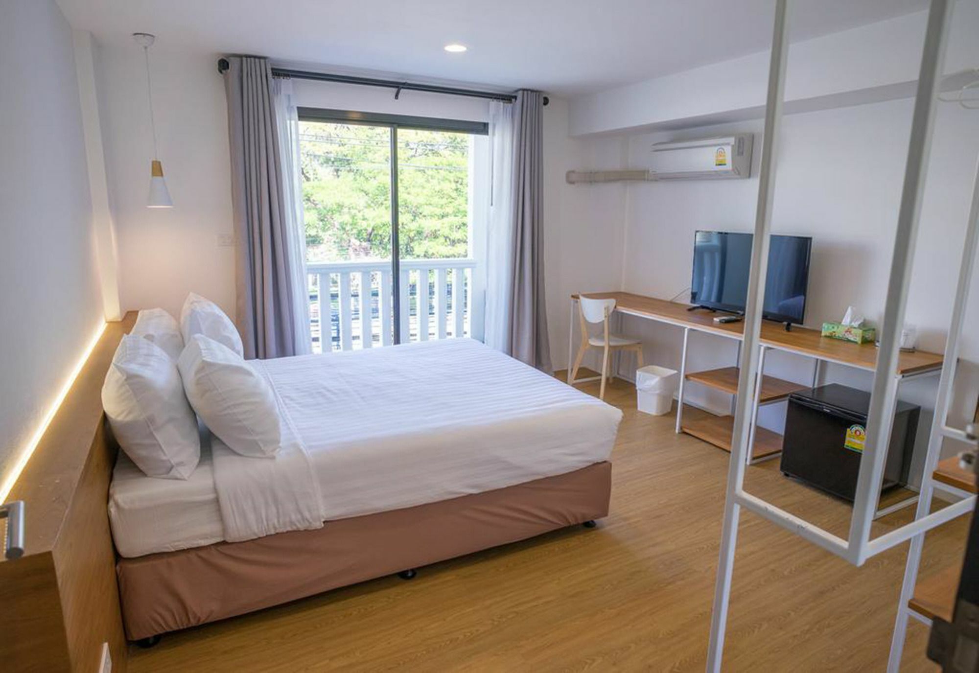 7 Days Asleep Hotel Chiang Mai Exterior photo